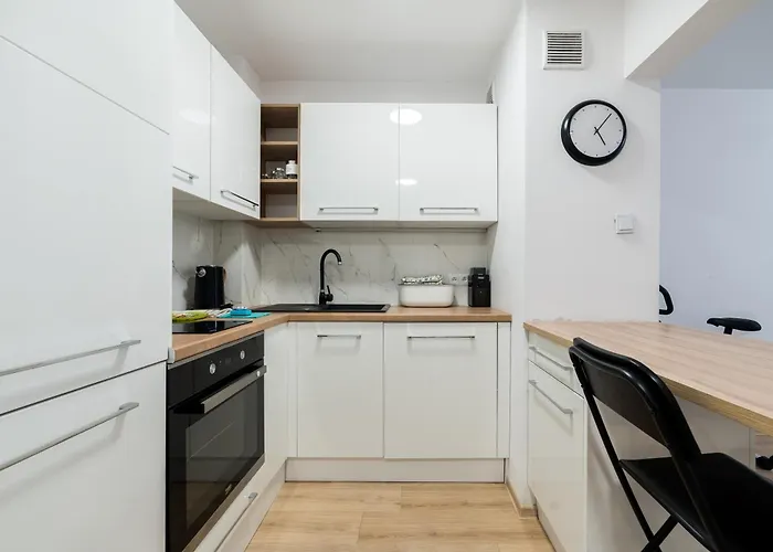 Apartamento Pod Lipami Charming By Bookinghost