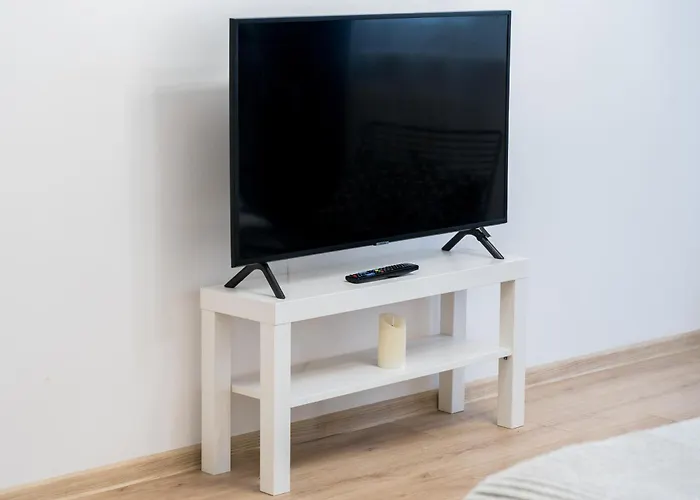 Pod Lipami Charming By Bookinghost Poznań