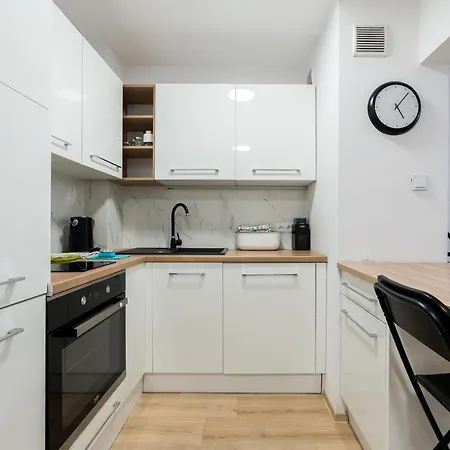 Daire Pod Lipami Charming By Bookinghost