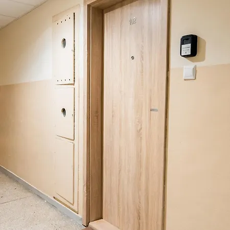 Pod Lipami Charming By Bookinghost Apartman Poznań